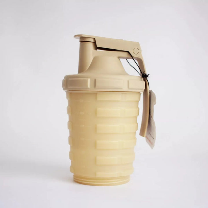 Grenade Shaker 20Oz Dessert Tan